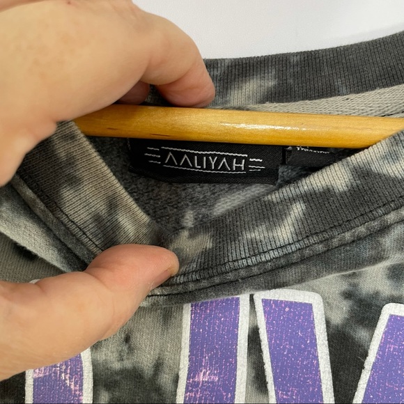 Official AALIYAH Vintage Marbled Tie Dye Sweatshirt - Sz Medium (M) - Picture 7 of 13